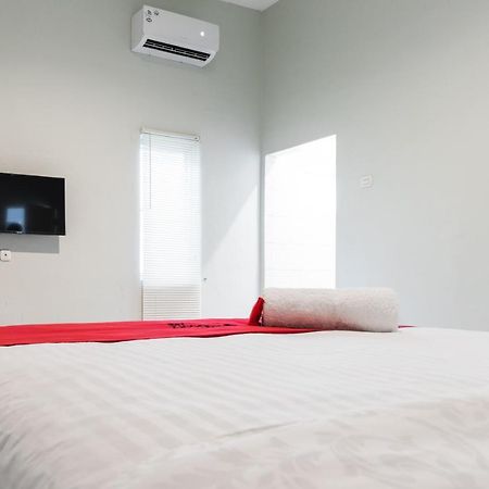 Reddoorz Plus Near Rs Usu Medan 2 Екстериор снимка