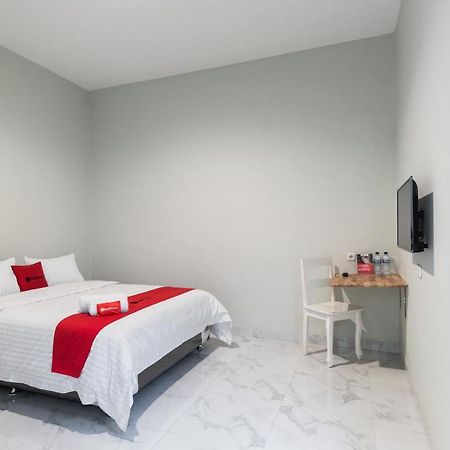 Reddoorz Plus Near Rs Usu Medan 2 Екстериор снимка