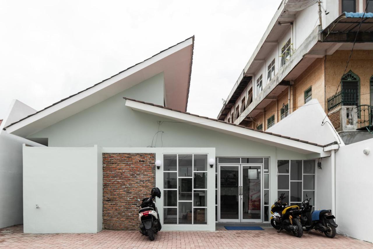 Reddoorz Plus Near Rs Usu Medan 2 Екстериор снимка